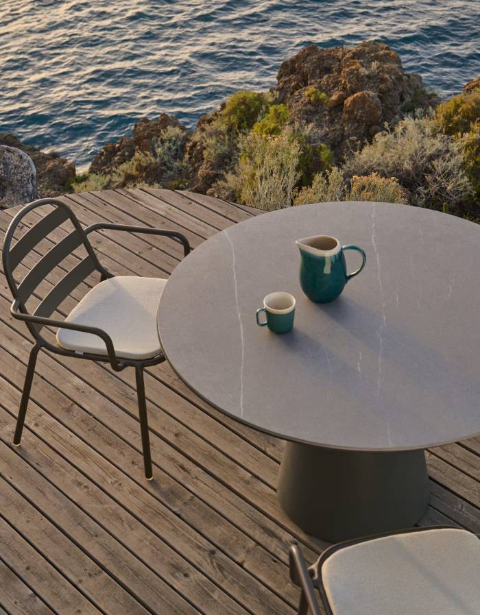 Table d’extérieur Tudons en aluminium et plateau en céramique