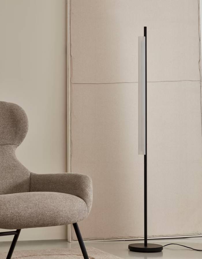 Lampadaire Vauxall en métal et verre givré H1M50 L23 PROF 23