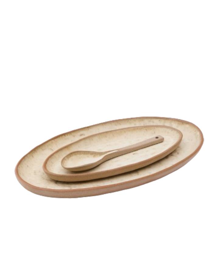 LOT ZUNEL DE 2 ASSIETTES ET UNE CUILLERE EN CERAMIQUE BEIGE