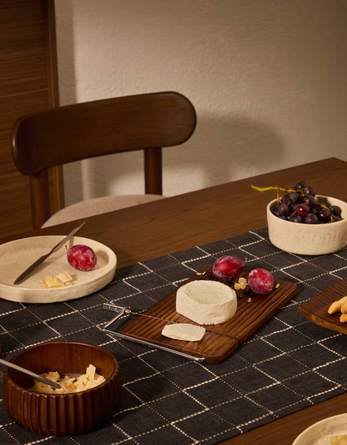 Planche à fromage Rommu en bois d’acacia