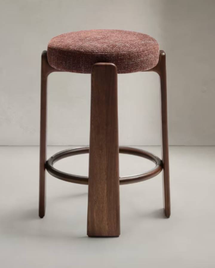 Tabouret Granite en tissu chenille marron et bois de frêne