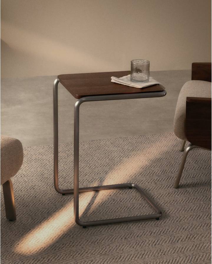 Table auxiliaire Tarsel en placage de noyer H60cm  L42 cm
